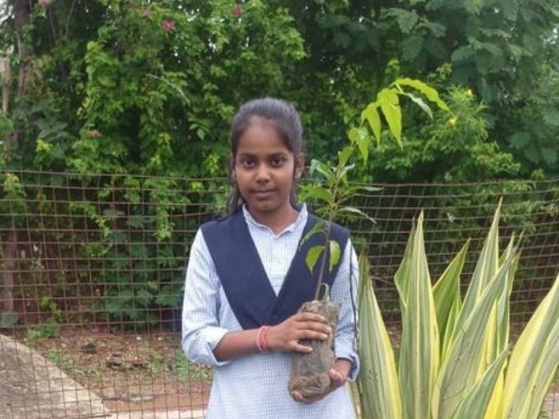 Nisha practicing self-defense